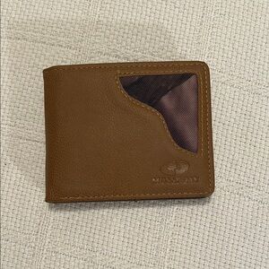 Mossy Oak Men’s Brown Leather Bifold Wallet